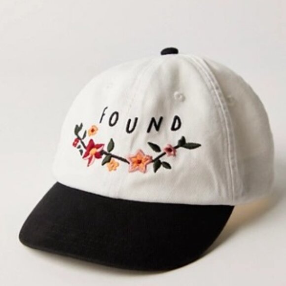 New Found Greenlands Contrast Cap in Cream & Black baseball hat